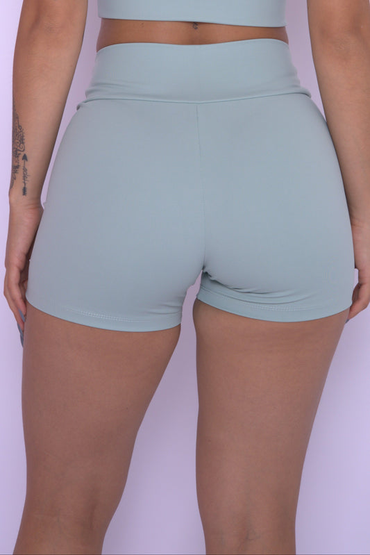SHORTS BASIC - MENTA