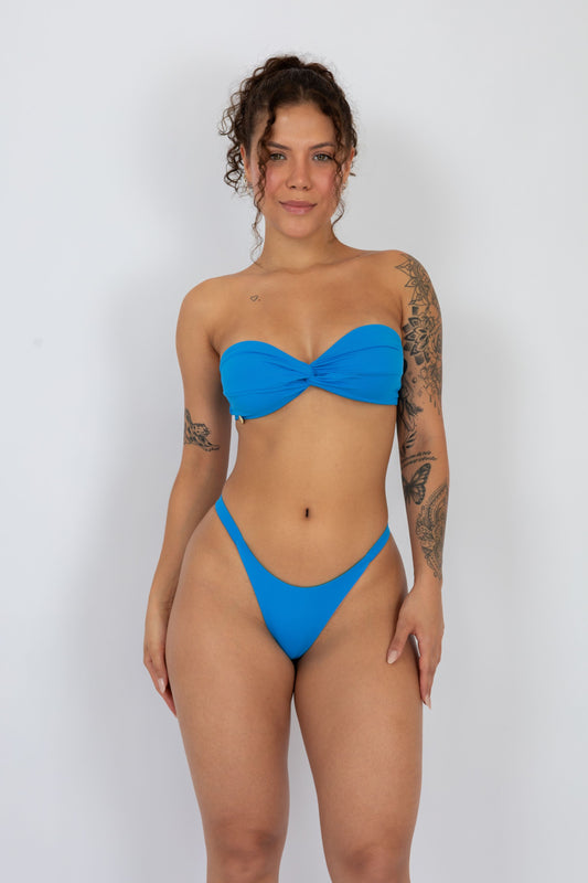 TOP LIA - ENSEADA