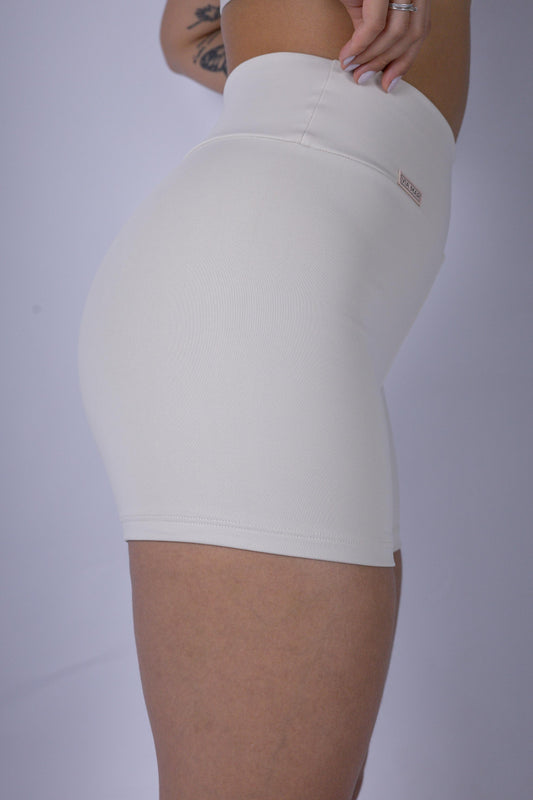 SHORTS BASIC - CREME