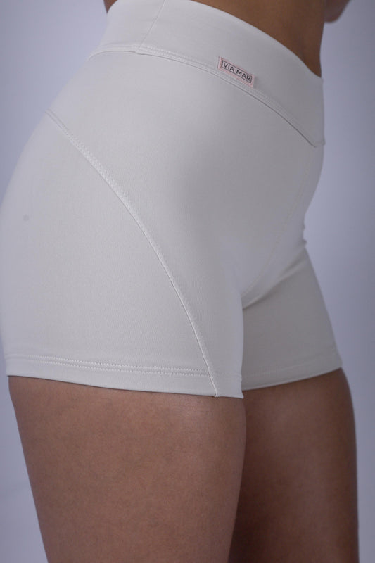 SHORTS RECORTE - CREME