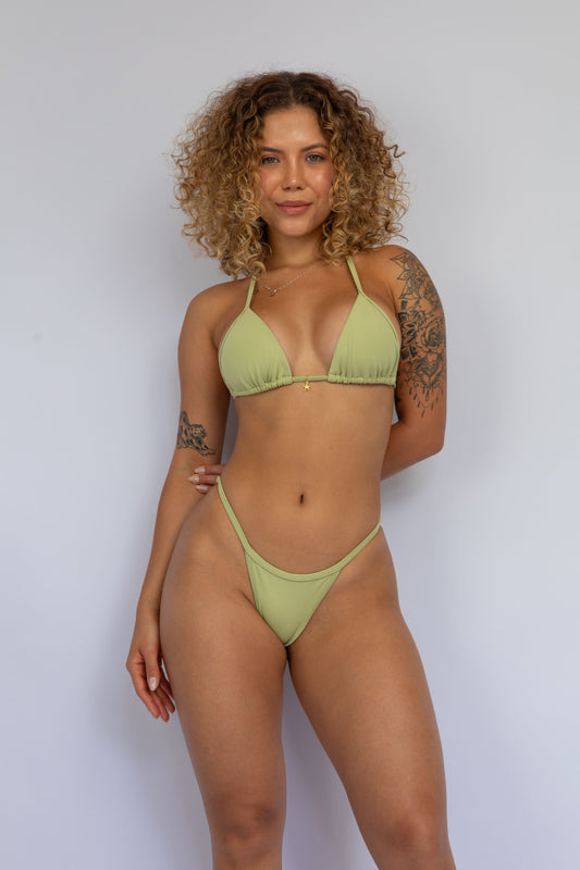 CALCINHA IPANEMA COM REGULAGEM - PALMEIRA